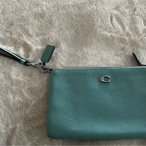 COACH LEATHER WRISTLET NWT!